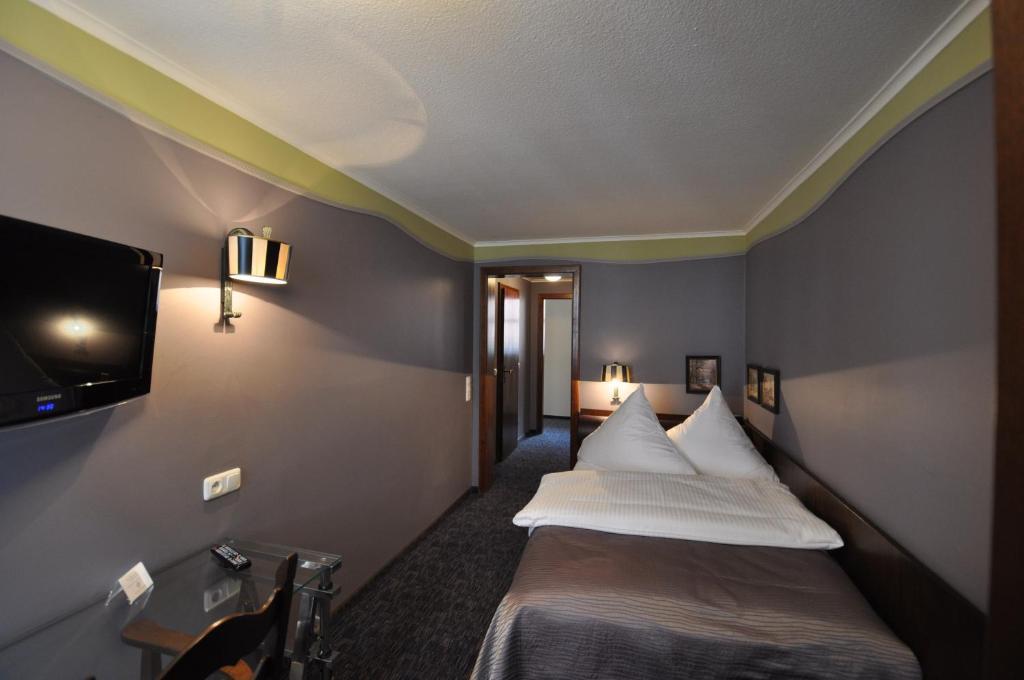 Hotel Schmuckkaestchen Miltenberg Room photo