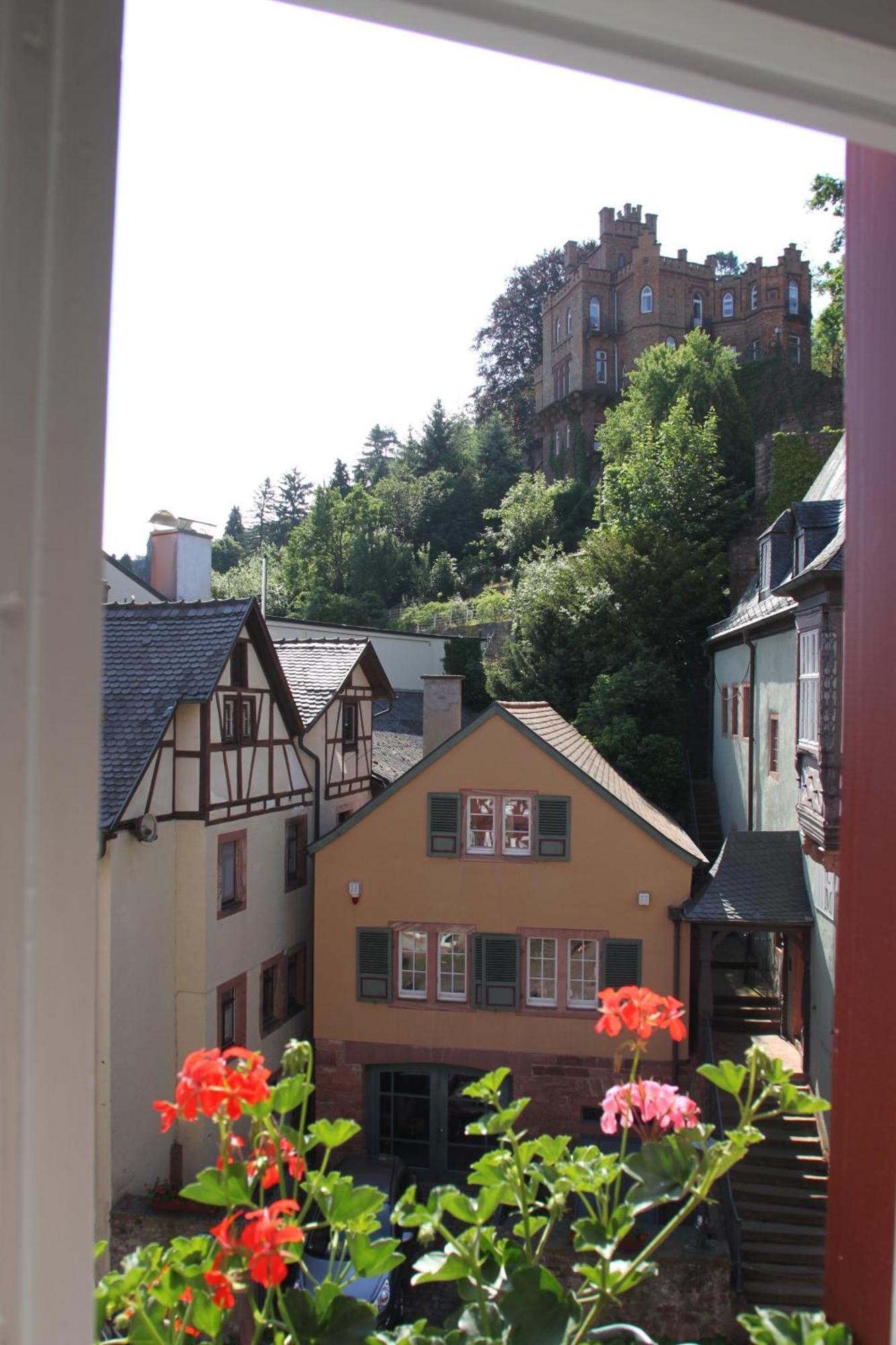 Hotel Schmuckkaestchen Miltenberg Room photo